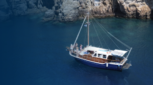 Corporate Events & Team Building Cruises in Athens – The Ultimate Experience for Your Team