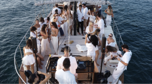 Reunion Cruise in Athens: The Best Way to Reconnect at Sea